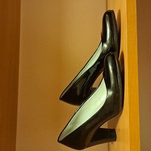 Calvin Klein 'Renni' Black Patent Leather Pumps Chunky Heels Women's Size 7 1/2